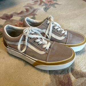 Vans Old Skool Stacked Platform Shoe Sneaker Cobblestone Gray Womens US Size 6.5